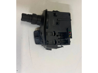 Ручка стеклоочистителей 28473052 Renault Kangoo II