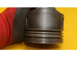 Píst Mercedes-Benz E W211