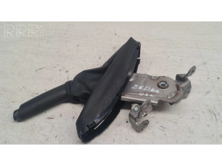 Механизм ручного тормоза (в салоне)