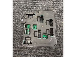 Блок предохранителей 31676132, 18192   Volvo XC90    