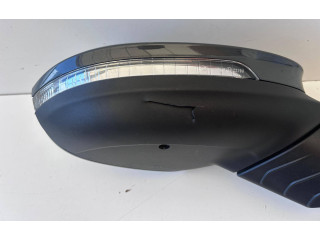 Зеркало электрическое Volkswagen Golf VIII 2019 - года