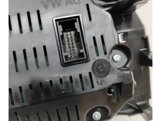 Přístrojová deska  Volkswagen T-Roc 2023 2GJ920310B  