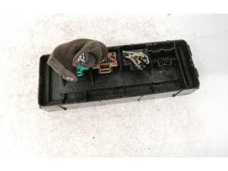 Pojistková skříňka 13582897, 13582897 Chevrolet Cruze 2012