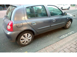 Ручка стеклоочистителей 7701051760 Renault Clio II