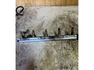 Топливная рампа 31272733, PA66GF30   Volvo S40   для двигателя -