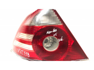 Задний фонарь левый сзади 6S7113405A Ford Mondeo Mk III 2000-2007 года