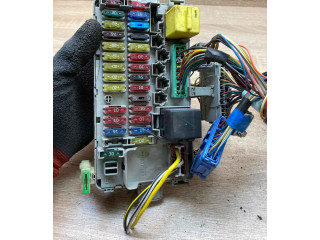 Блок предохранителей YWC104500, 53070107A Rover 45