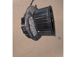 Вентилятор печки 3C1820015Q Volkswagen Golf VI