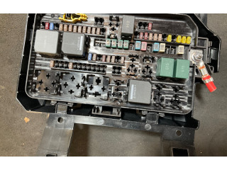 Блок предохранителей 32212356 Volvo XC40