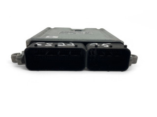 Блок управления двигателем Блок управления P31303388, 0281015286   Volvo S60