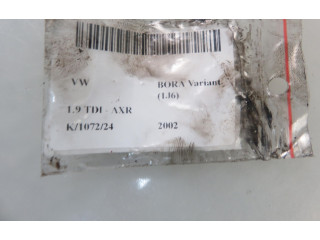 Vstřikovač 04147200213, 038130073AQ Volkswagen Bora AXR