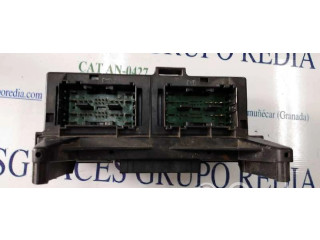 Блок предохранителей 04692085AB Jeep Grand Cherokee