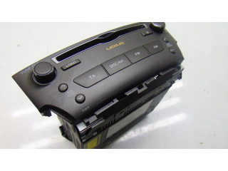 Радио/ проигрыватель CD/DVD / навигация