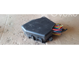 Блок предохранителей 8d1941824 Audi A6 S6 C6 4F