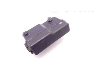 Блок предохранителей Toyota Corolla Verso AR10