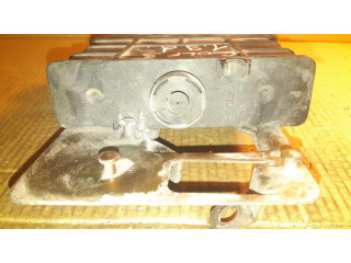 Блок управления двигателя 8D0907557T, D06 Volkswagen Golf III