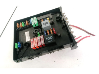 Блок предохранителей  1K0937125A   Skoda Octavia Mk2 (1Z)    