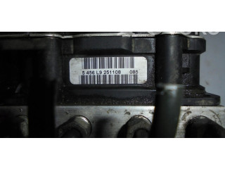 Блок АБС 27536sc020   Subaru  Forester SH  2008 - 2013 года