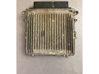 Блок управления двигателя 0281013646   Jeep Commander