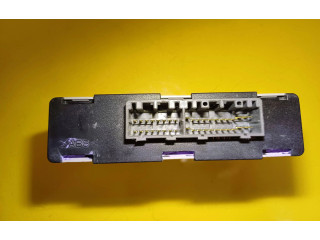 Блок управления MR238029 Mitsubishi Carisma