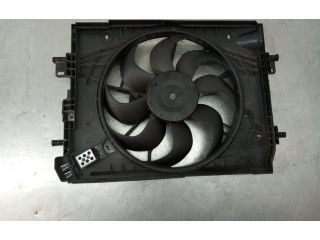 Вентилятор радиатора     214818009R    Renault Clio IV 