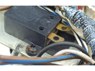 Pojistková skříňka Jaguar XJS 1985