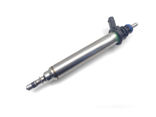 Vstřikovač A2560700187, 0261500397 Mercedes-Benz GLA W156 M270.910