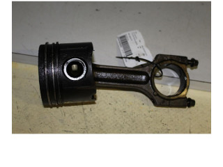 Píst BMW 1 E81 E87 pro naftový motor 2.0