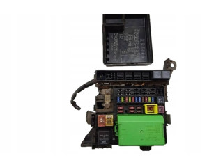 Блок предохранителей 50629-0789 Mitsubishi Lancer