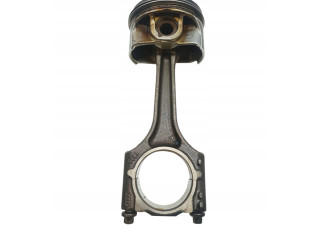  Поршень с шатуном  82LJ99X, TFSI  Audi A3 S3 8V  