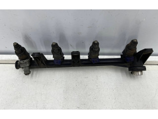 Топливная рампа 7700864726   Renault Clio II  