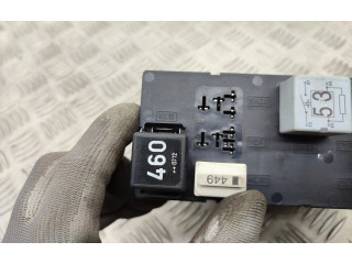 Блок предохранителей 8P0907279F Audi A3 S3 A3 Sportback 8P