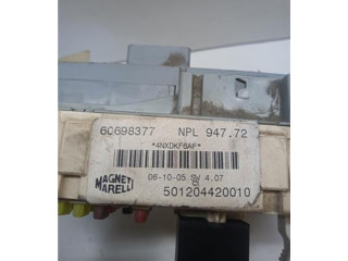 Блок предохранителей 51742420, 4655875860698377 Alfa Romeo GT