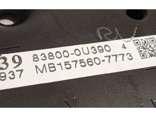 Přístrojová deska Toyota Yaris 2015 838000U390