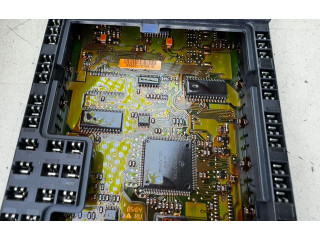 Блок предохранителей 30679527, 04W144   Volvo XC90    