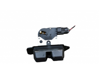 Замок задней крышки