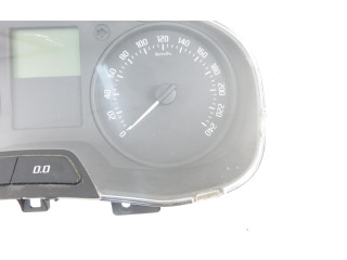 Панель приборов 5J0920800E, 5J0920800E   Skoda Fabia Mk2 (5J)       