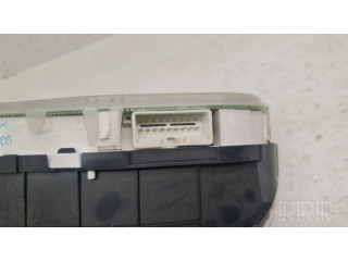 Přístrojová deska Mazda Premacy 2003 CB84A, WSCB84A