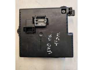 Блок предохранителей 30728512, 28017881   Volvo V70    