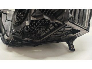 Передняя фара