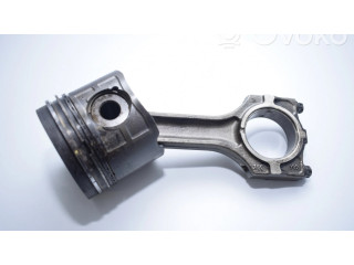 Píst BMW 5 E39 pro naftový motor 2.9 M57 D30 (306D1)