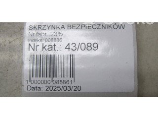 Блок предохранителей     Honda HR-V    