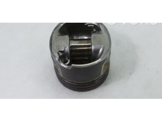 Píst 83L57   Audi Q7 4L     