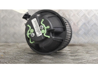 Вентилятор печки Dacia Duster