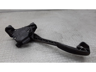 Педаль акселератора