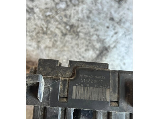 Блок предохранителей 8678449, 518828017   Volvo XC90    