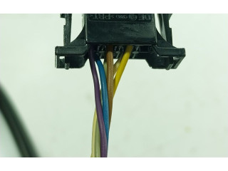 Зеркало электрическое Skoda Fabia Mk3 (NJ) 2015 - 2021 года