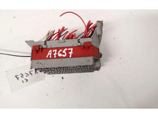 Блок предохранителей 9162439, 9162439 Volvo V70