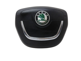 Подушка безопасности водителя 1Z0880201AQ, 62218052B Skoda Yeti (5L)