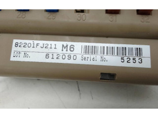 Блок предохранителей 82201FJ211   Subaru XV II